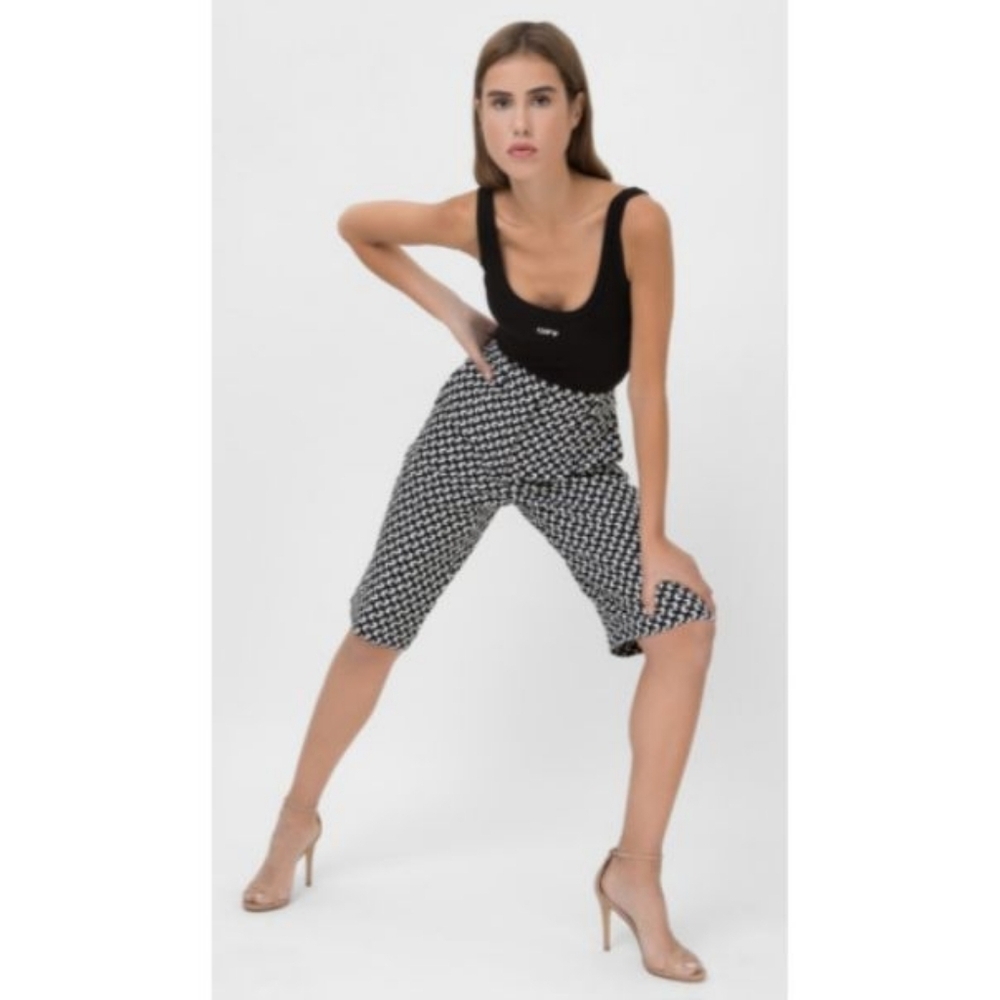 Off-White Formal Bermuda Shorts In Pop- Pattern Size 4 NWT